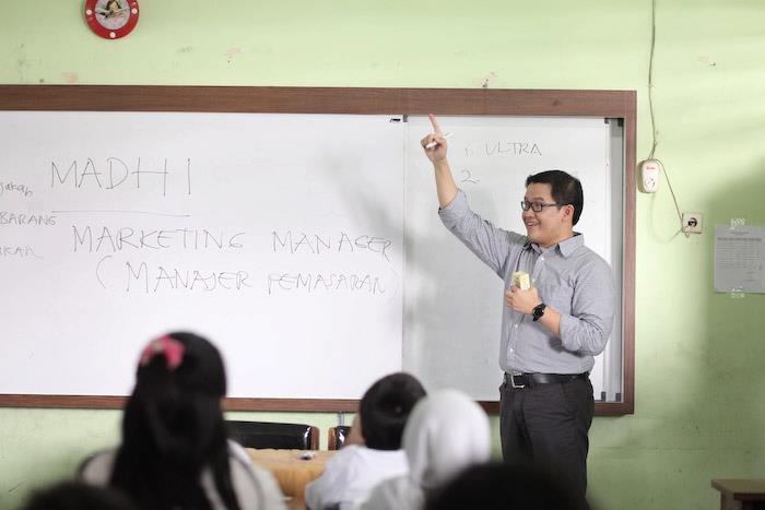 Madhi dan Kotak Susu