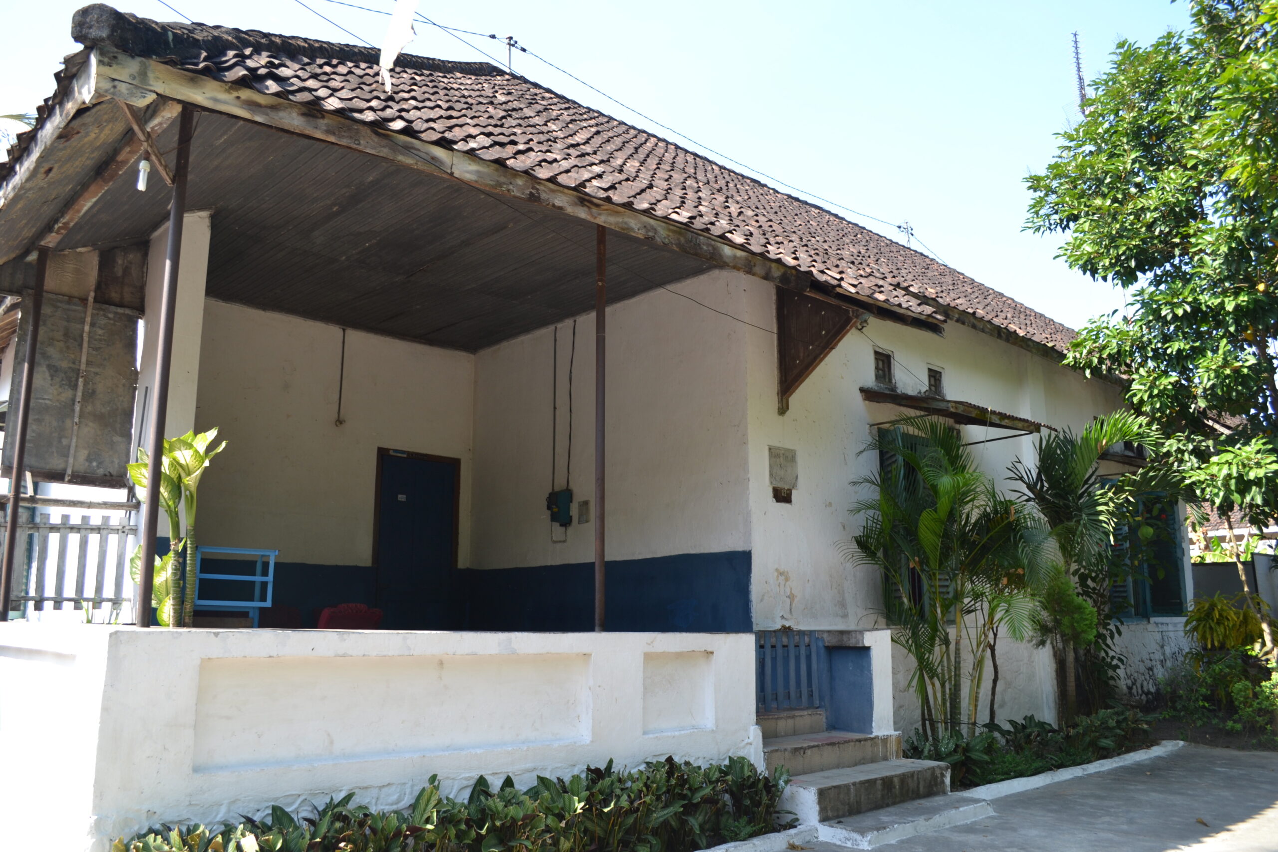 Aku Ingin Pulang ke Rumah